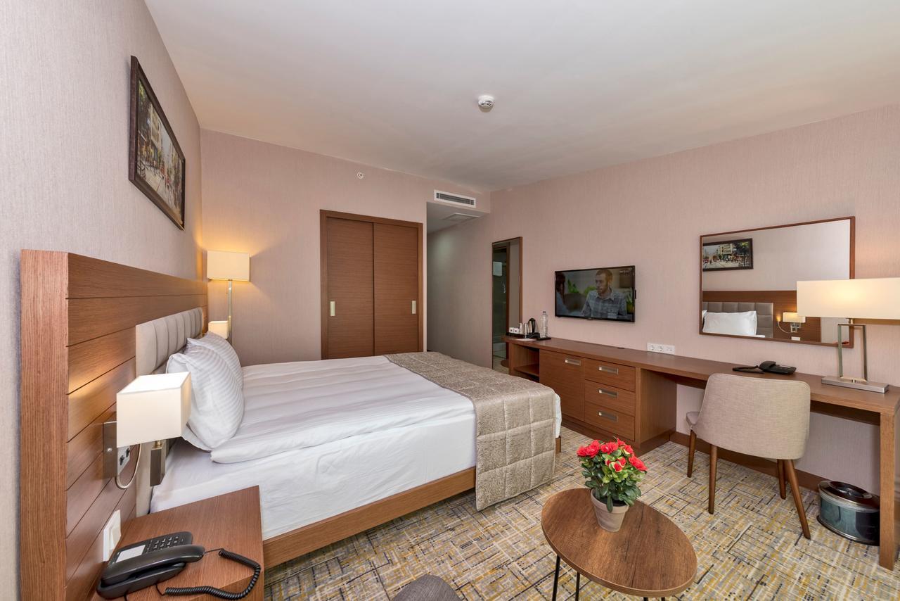 Land Park Hotel Istanbul Exterior foto