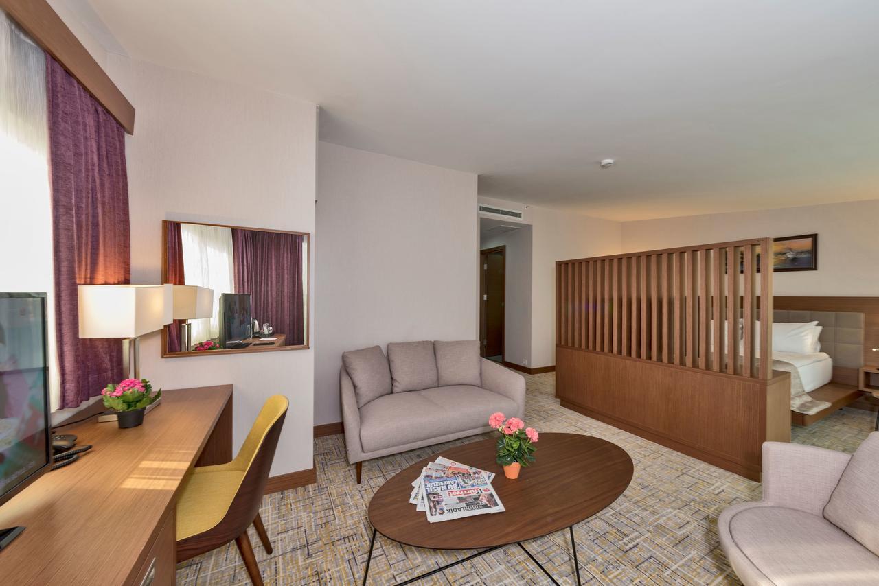 Land Park Hotel Istanbul Exterior foto